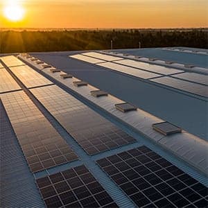 Dos autoconsumos de 31 kWp en una nave de San Fernando de Henares
